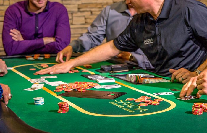 jogo de cassino tambem chamado de 21